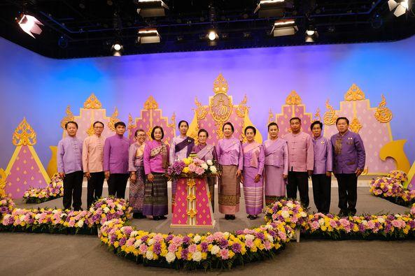 นางสวาท โกชุม นายกเทศมนตรีตำบลสันนาเม็ง บันทึกเทปถวายพระพรสมเด็จพระนางเจ้าสุทิดา พัชรสุธาพิมลลักษณ พระบรมราชินี ประจำปี พ.ศ. 2567